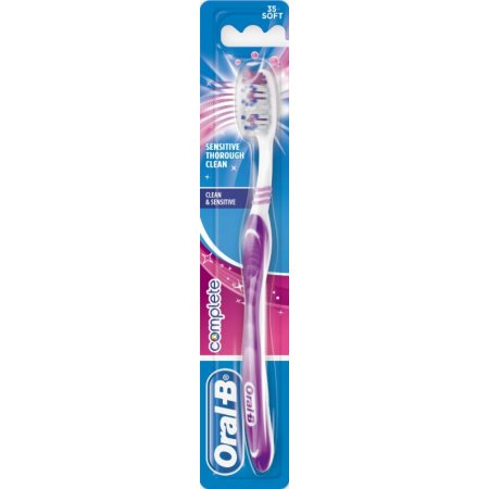 Oral-B Complete Sensitive&Clean Soft zubná kefka